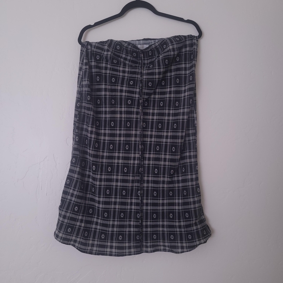 UO Black and White Plaid Midi Daisy Skirt - Picture 2 of 8
